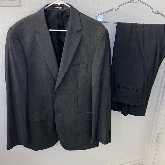 KENNETH COLE MEN SUIT - Picture 1 of 3
